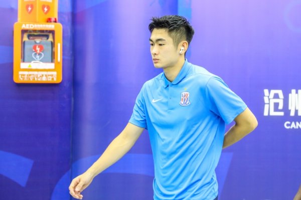 东体:在申花和中国香港王人是主力,陈晋一太累了